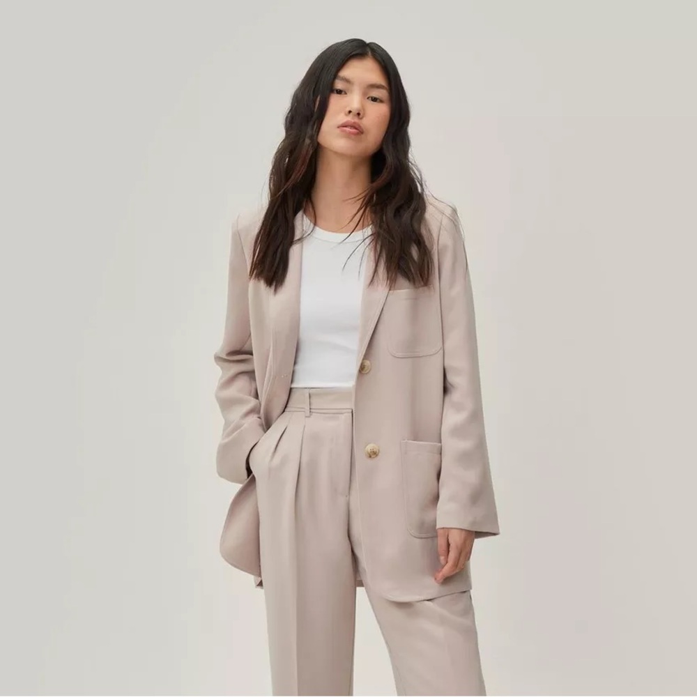 Nasty Gal Women’s Pocket Front Fluid Single Breasted Blazer